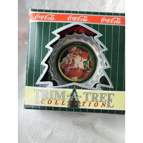 1994 Coca-Cola Trim A Tree Collection Bottle Cap Ornament - Santa - Picture 1 of 4